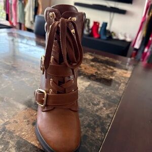 Shoe Dazzle Brown Lace-Up Buckle Ankle Heeled Boots